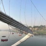 Jembatan Tua di India Ambruk dan Menelan Banyak Korban Jiwa